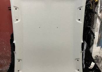 Toyota yaris podsufitka