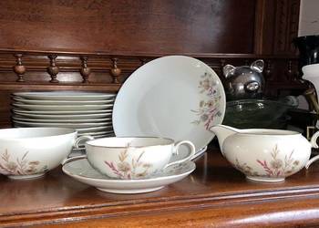 Filiżanka do herbaty. Łączka Royal Ivory. Bohemia.  Made in Czechoslovakia.