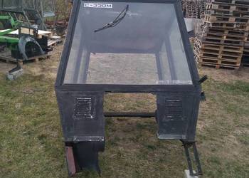 Kabina Ursus C 330, C 328