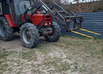 Ciagnik rolniczy Renault z turem