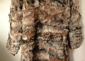 Futerko z kawałków skóry naturalnej