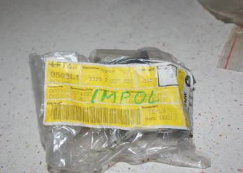 33 55 2 227 322 GUMA STABILIZATORA BMW E31 850CSi