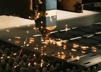 cięcie laserowe, cięcie laserem, wypalanie blach, stal aluminium nierdzewka