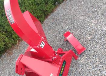 Rębak tarczowy do drewna napęd na WOM ciągnika rębak do gałęzi