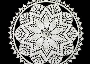 Zawieszka ozdoba na okno szydełkowa 29cm (Z111)