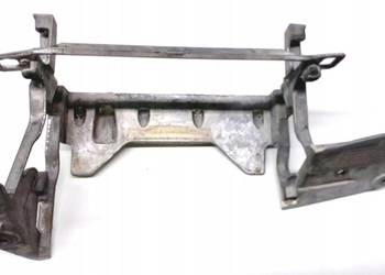 VOLVO XC60 uchwyt mocowanie deski rozdz europa OE 1286352