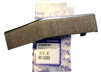 VOLVO XC90 II lewa listwa deski rozdzielczej OE 31688792