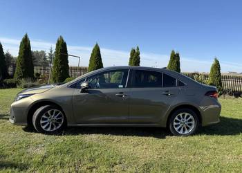 Toyota Corolla Sedan 1.6 Valvematic (97 KM) – Polski Salon, Niski Przebieg
