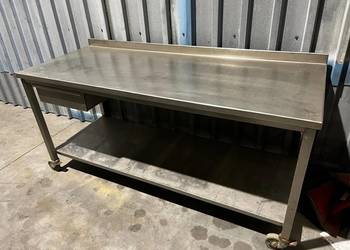 Stół gastronomiczny ze stali nierdzewnej roboczy z półką 180*70cm