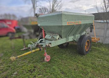 Rozsiewacz wapna, nawozów, cementu AMAZONE ZG4000 (4 tony / 6 m)