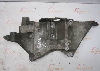 LAND ROVER JAGUAR 3.0 D 306DT 12r łapa wspornik silnika R8S3A1