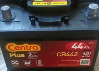 1,5 roku gwarancji Akumulator Centra 44 Ah