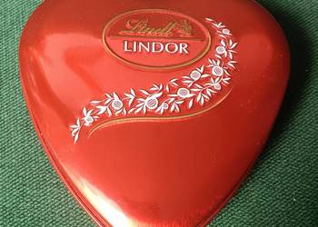 Metalowa puszka Lindor w kształcie serca 5 sztuk