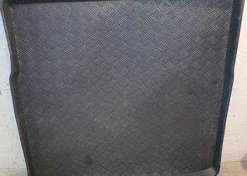 Mata dywanik gumowy insignia a kombi