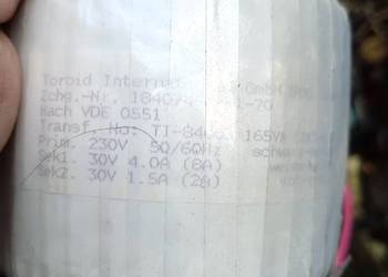TRANSFORMATOR PARAMETRY NA ZDJĘCIU