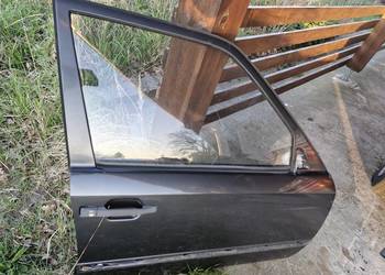 mercedes 124 drzwi przód prawe