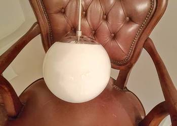 Lampa wisząca z kloszem w kształcie białej kuli śr.27 cm