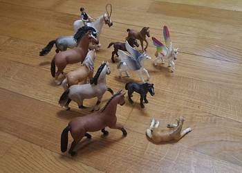 Sprzedam na sztuki lub w całości dziecięce koniki.