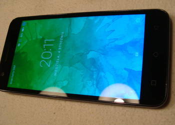 Lenowo K10a40 - smartfon