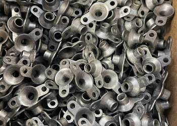 Nakrętka kotwiczna,M5- Self-Locking Nutplate, Two Lug, Floating, Low Height Nakrętka kotwiczna,M5- Self-Locking Nutplate, Two Lug, Floating, Low Height