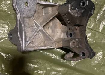 Peugeot Expert 1.6 hdi łapa wspornik silnika