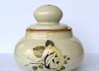 Pękata cukiernica Tułowice beżowa ceramika wzór róża sygnowana lata 60-70 v