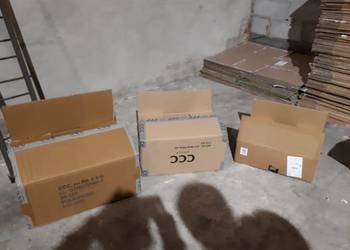 Kartony duże używane duże ilości.