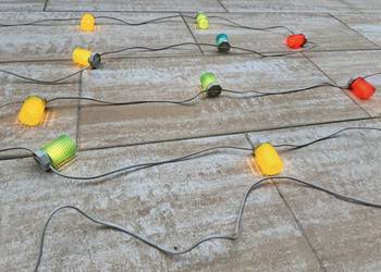 Lampki PRL girlandy oświetlenie zewnętrze balkonu pergola długie