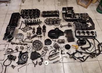 Kawasaki ZZR 1100 silnik części wał zxt10ce cylinder zzr1100