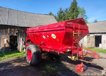 Rozrzutnik do wapna Bredal 8 ton