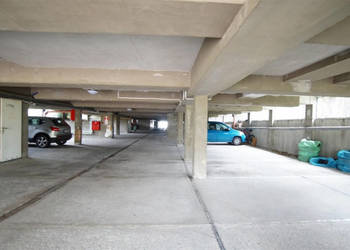 Sprzedaż miejsce postojowe garaż podziem.11,20m2.