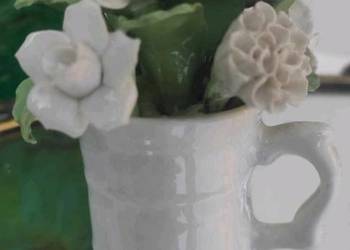 Aynsley White Porcelain Flowers* miniaturowe białe kwiaty róże w kubku