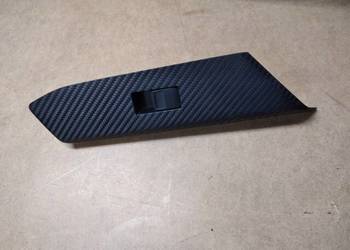 PANEL 742314218  PRZEŁĄCZNIK SZYB TOYOTA RAV4 PRAWY PRZÓD