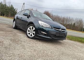 Opel Astra J 2015 r. 1,5 turbo benzyna.bdb stan!