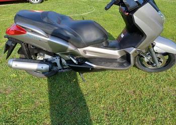 Sprzedam Yamaha x-max 125