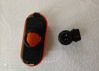 Kierunkowskaz Lewy Golf 4 - 1.6- 1999