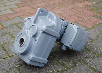Motoreduktor 0.37kw. 17obr./min.. Firmy SEW! Motoreduktor 0.37kw. 17obr./min.. Firmy SEW!