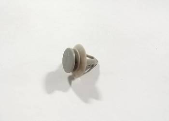 VOLVO C70 S60 S80 V70 spinka tapicerki 9193585 OE