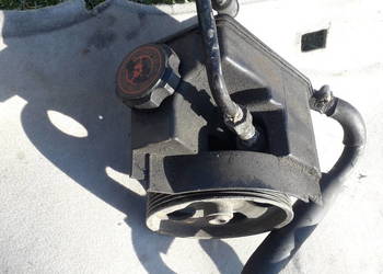 Pompa wspomagania zbiornik Citroen Xsara Picasso przed liftem 2.0 HDI