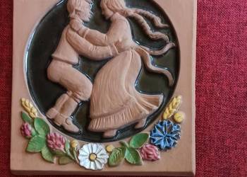 Kafel ceramiczny, Jie Gandofta. W tańcu. Syg. Solveig.   Do Kafel ceramiczny, Jie Gandofta. W tańcu. Syg. Solveig.   Do