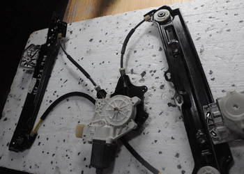 Bmw 3 GT F34 Podnośnik szyby tylnej Tył strona prawa 7.3.3.9.5.9.0.E