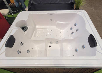 JACUZZI OGRODOWE SLIM 3 os całoroczne, wanna spa podgrzewana 3kW