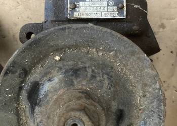 Mercedes 124 190 123 pompa wspomagania zwrotnica