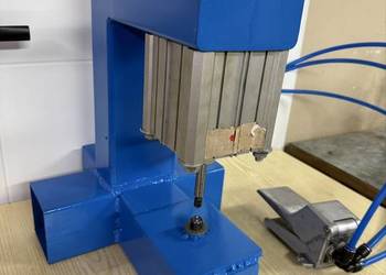 Oczkarka prasa hydrauliczna praska