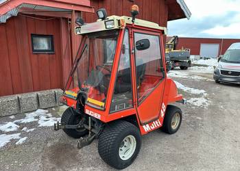 Ciągnik górski 4x4 nośnik narzędzi traktor Bucher Multi 48 Aebi Reform