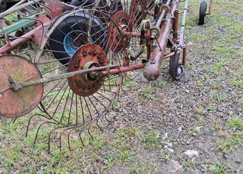 Zgrabiarka przewracarka 7