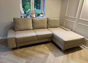 Narożnik prawostronny z funkcją spania beżowy - SPRĘŻYNY BONELOWE - NOWY