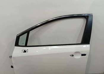 DRZWI LEWE PRZÓD 040 USZKODZONE  Toyota Corolla XII (2018-) E21