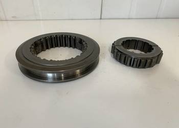 KOŁO ZĘBATE R258114 JOHN DEERE5100M 5100MH 5100ML 5105M 5105ML 5115M 5115ML
