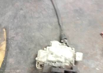 3C2837016A ZAMEK DRZWI PRAWY PRZÓD VOLKSWAGEN PASSAT B6 UK